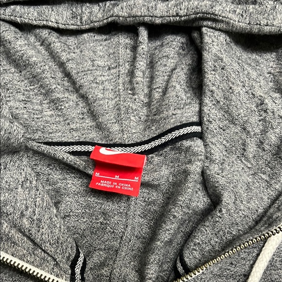 Nike Gray Tracksuit Set - Picture 7 of 7